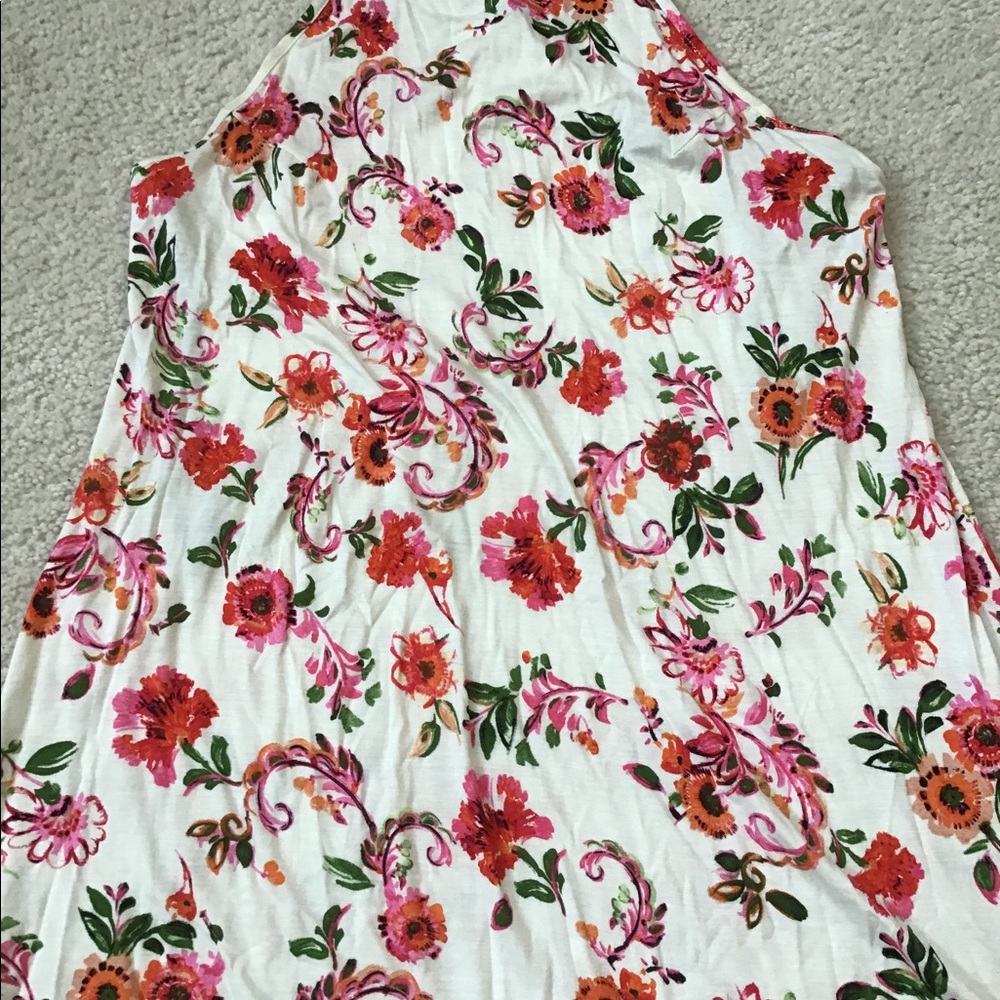 Sundress - Picture 2 of 5